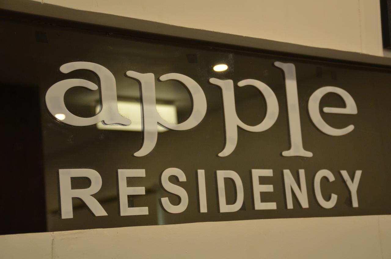 Apple Residency Hotel Pātan Eksteriør billede